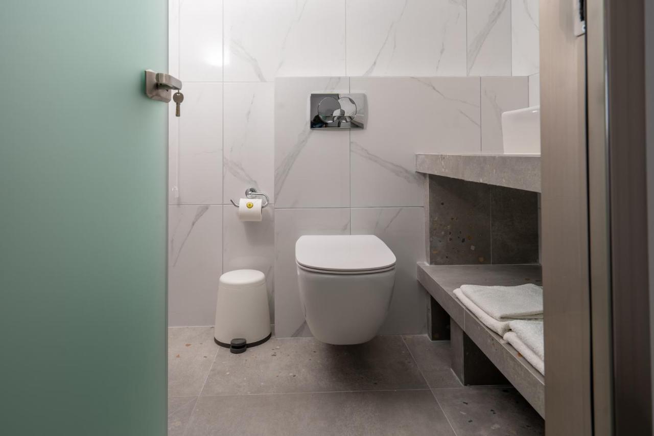 Bemyguest Comfort Zefyros Néoi Póroi Buitenkant foto