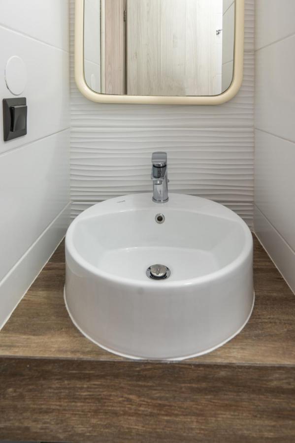 Bemyguest Comfort Zefyros Néoi Póroi Buitenkant foto